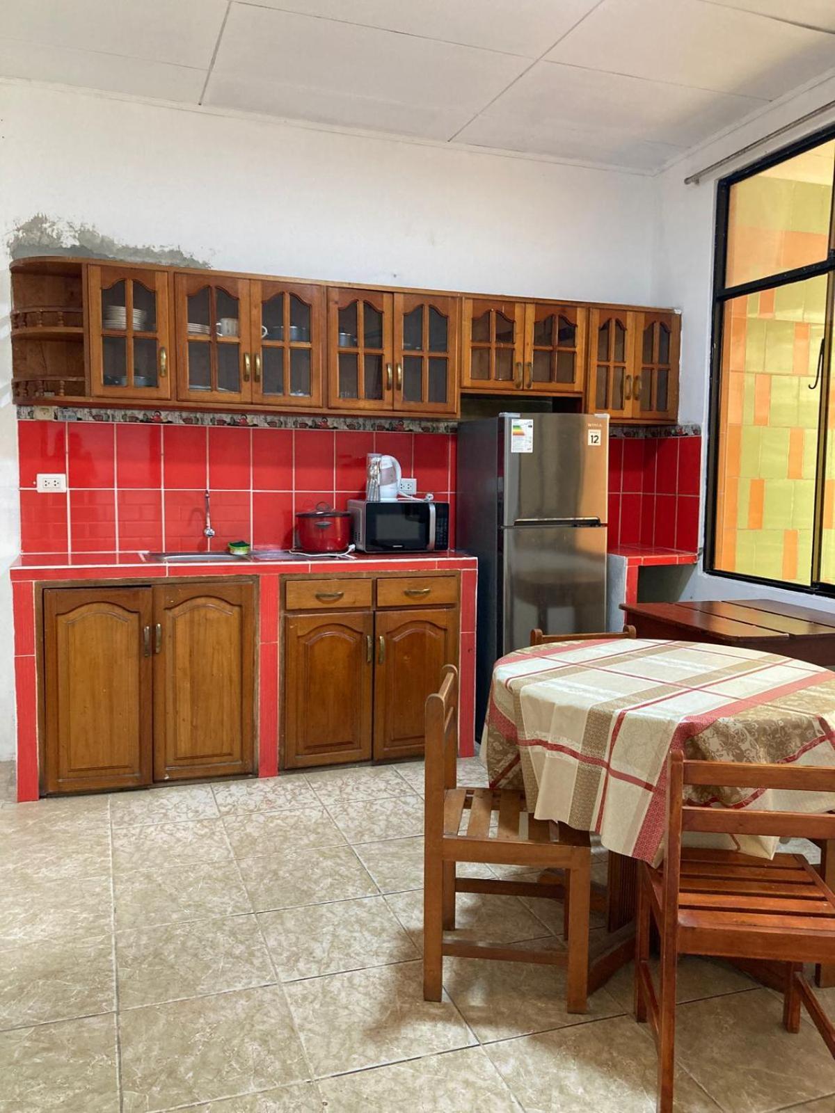 Iguana Haus Iquitos Apartment Exterior photo