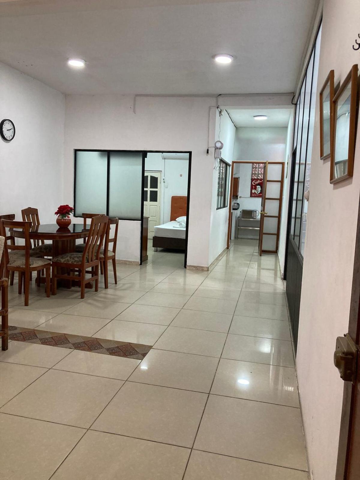 Iguana Haus Iquitos Apartment Exterior photo