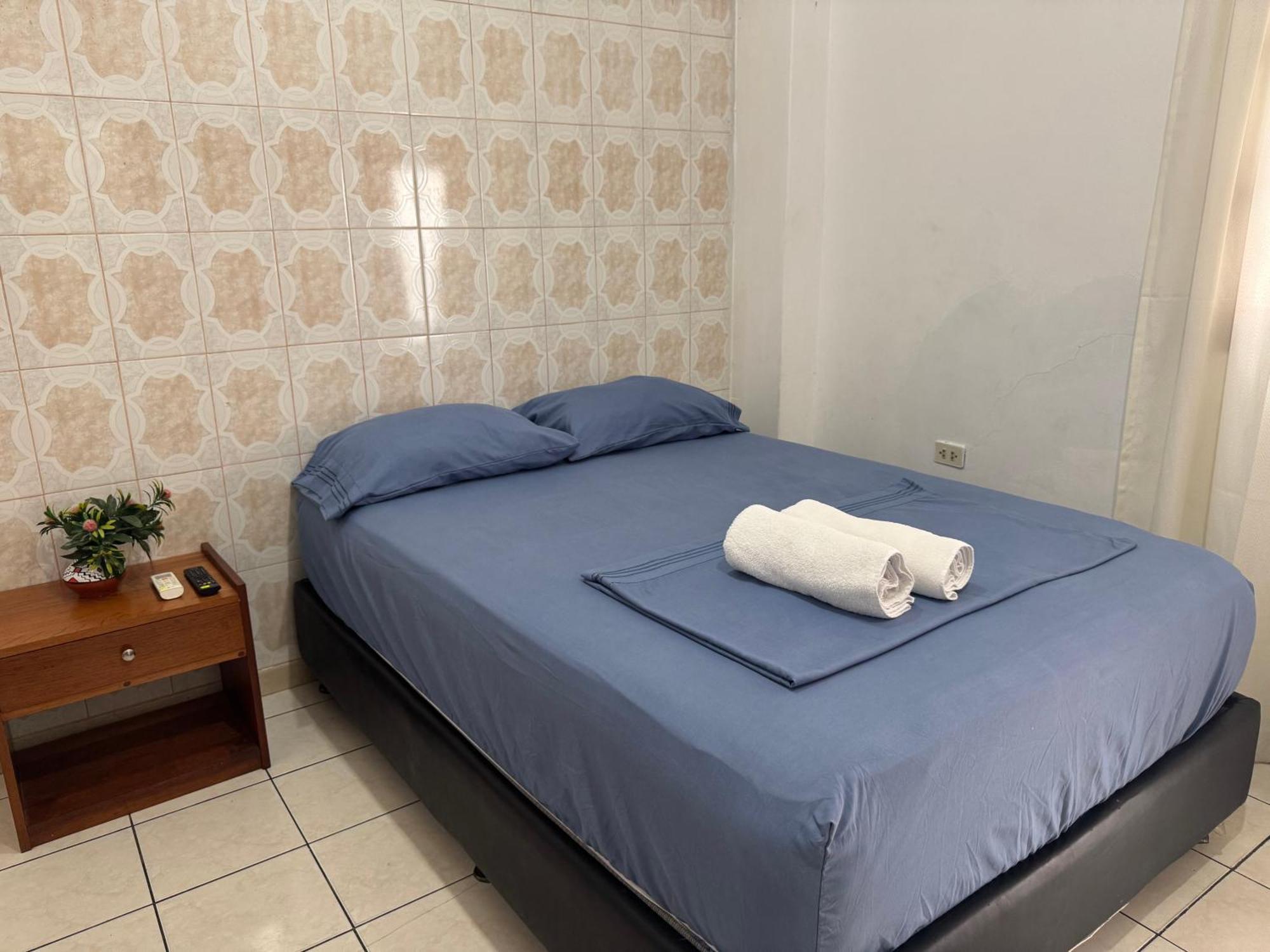 Iguana Haus Iquitos Apartment Exterior photo